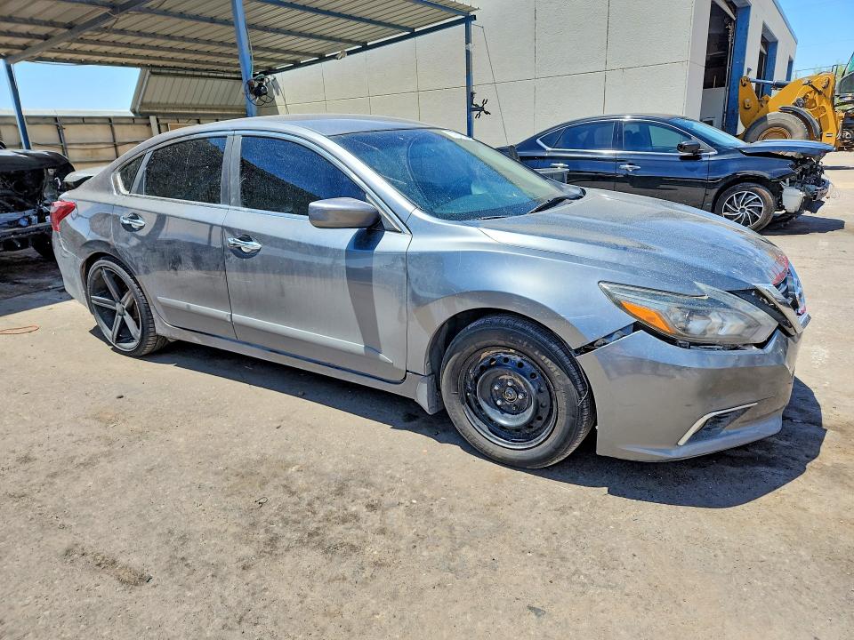 Продаж на аукціоні авто 2017 Nissan Altima, vin: 1N4AL3AP6HC135086, номер лоту: 57201836