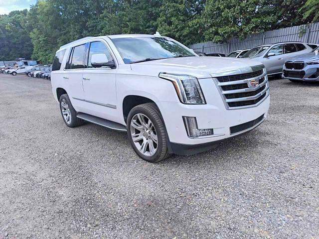 2019 Cadillac Escalade მანქანა იყიდება აუქციონზე, vin: 1GYS4BKJ7KR258619, აუქციონის ნომერი: 55641466