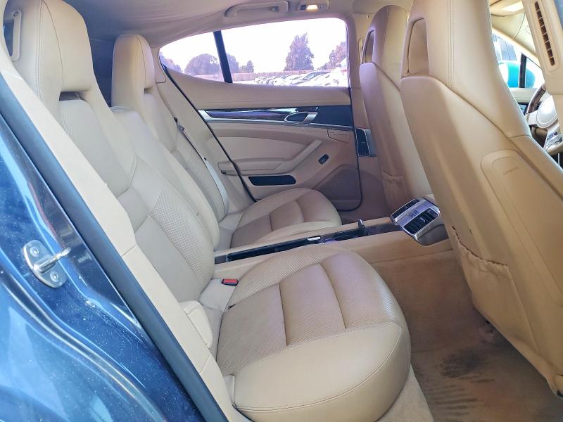 57755296 :رقم المزاد ، WP0AB2A79AL062874 vin ، 2010 Porsche Panamera مزاد بيع