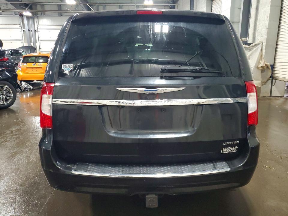 2016 Chrysler Town & Country მანქანა იყიდება აუქციონზე, vin: 2C4RC1GG1GR240701, აუქციონის ნომერი: 58331536