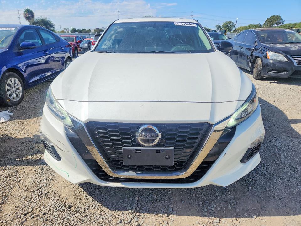 57061046 :رقم المزاد ، 1N4BL4CW1KN301220 vin ، 2019 Nissan Altima مزاد بيع