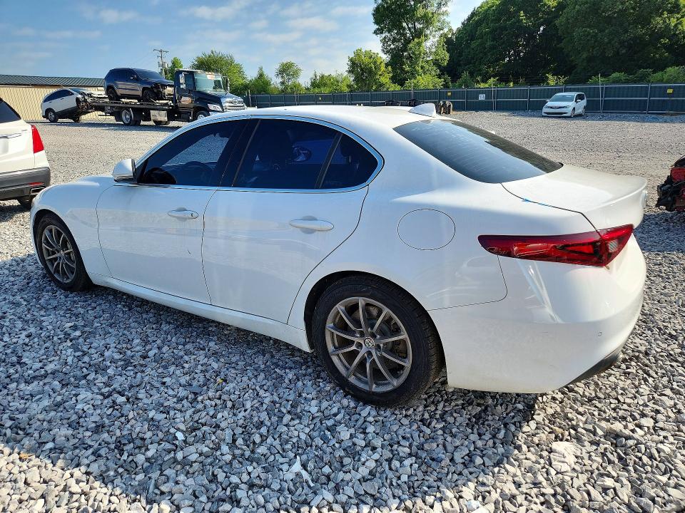 Продажа на аукционе авто 2017 Alfa Romeo Giulia, vin: ZARFAEBN6H7553984, номер лота: 59110336