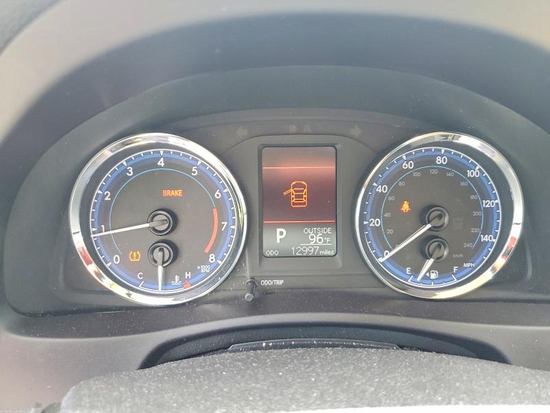 Auction sale of the 2018 Toyota Corolla, vin: 5YFBURHE6JP784614, lot number: 56463196
