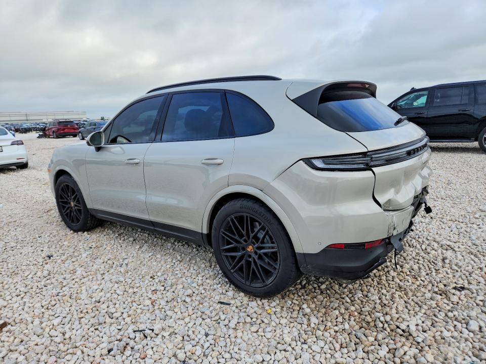 57321086 :رقم المزاد ، WP1AA2AY7SDA02792 vin ، 2025 Porsche Cayenne مزاد بيع