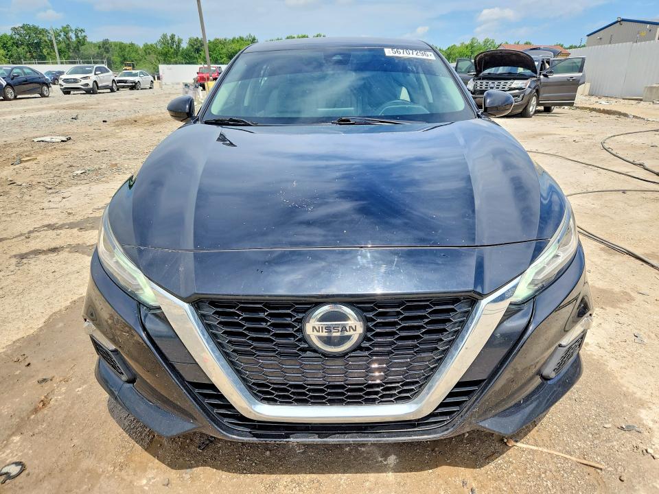 56707296 :رقم المزاد ، 1N4BL4DV1MN302635 vin ، 2021 Nissan Altima مزاد بيع