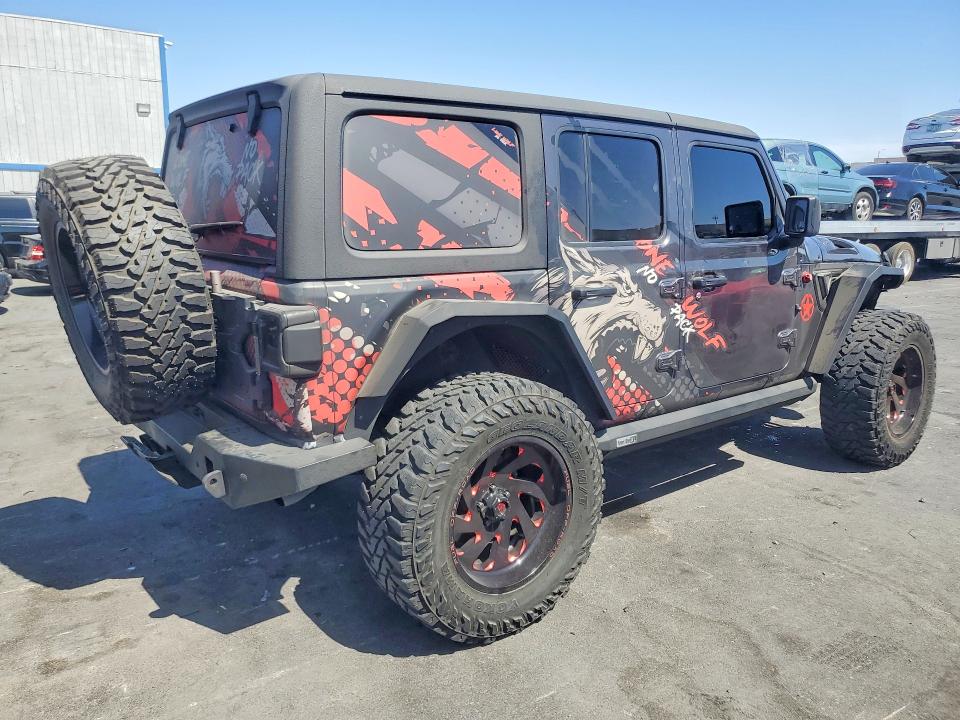 2018 Jeep Wrangler Unlimited მანქანა იყიდება აუქციონზე, vin: 1C4HJXDG8JW109692, აუქციონის ნომერი: 55812926