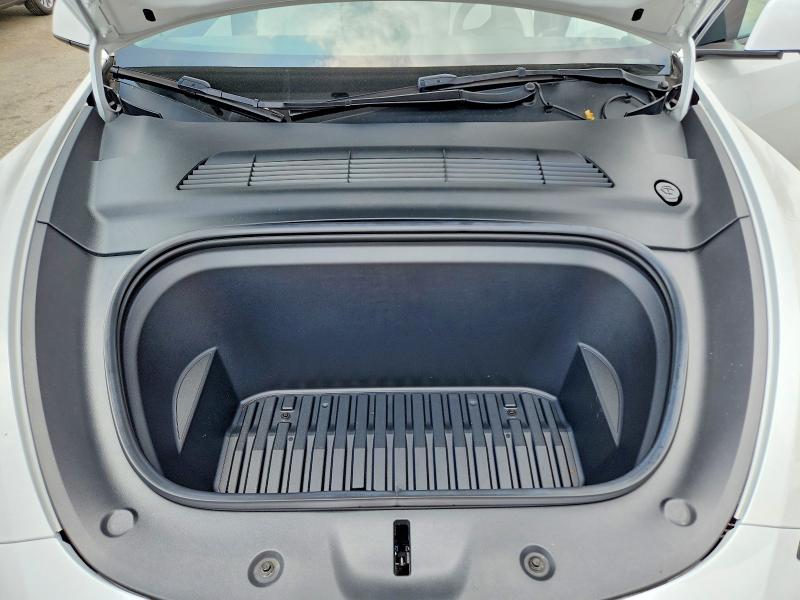 2022 Tesla Model Y მანქანა იყიდება აუქციონზე, vin: 7SAYGDEE0NF327813, აუქციონის ნომერი: 57919876