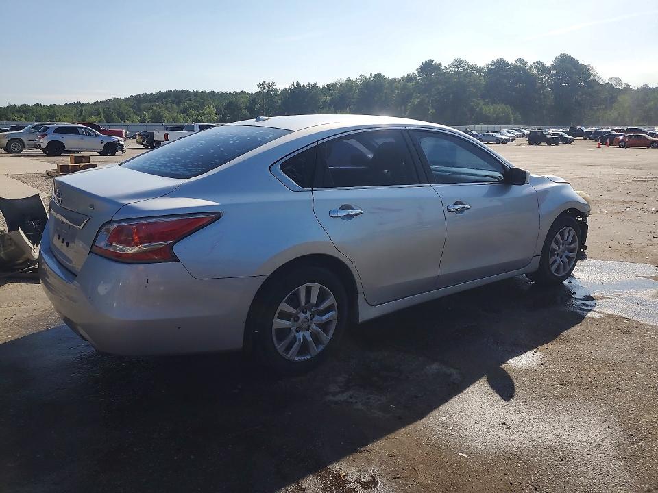 Продаж на аукціоні авто 2015 Nissan Altima, vin: 1N4AL3AP8FC449285, номер лоту: 58536556