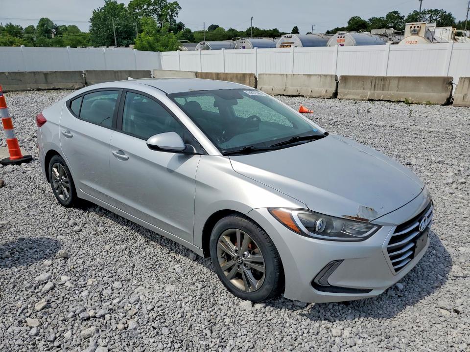 2017 Hyundai Elantra მანქანა იყიდება აუქციონზე, vin: 5NPD84LF0HH018286, აუქციონის ნომერი: 55832346