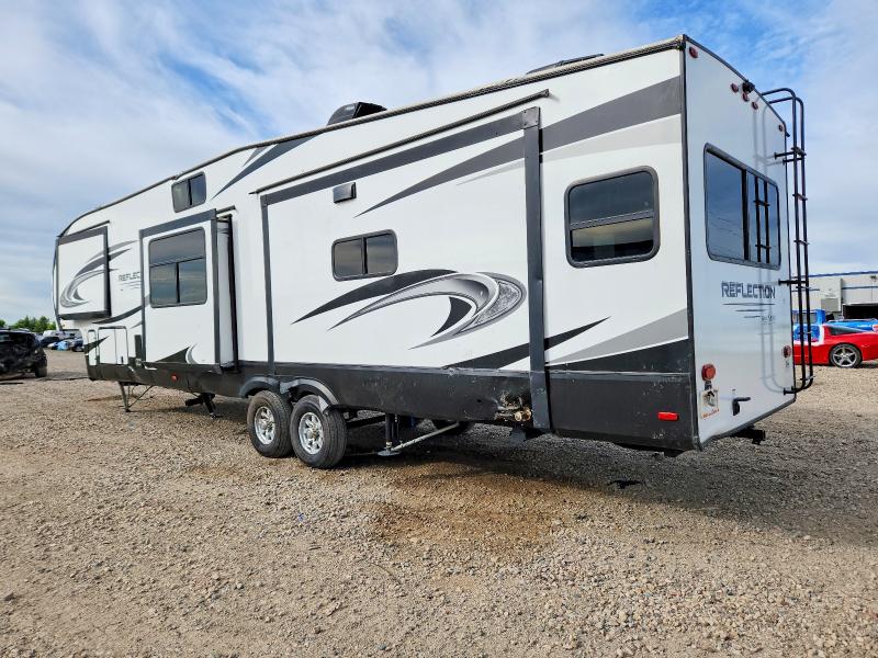 57005256 :رقم المزاد ، 573FR4226N9917381 vin ، 2022 Grand Desi Reflection مزاد بيع