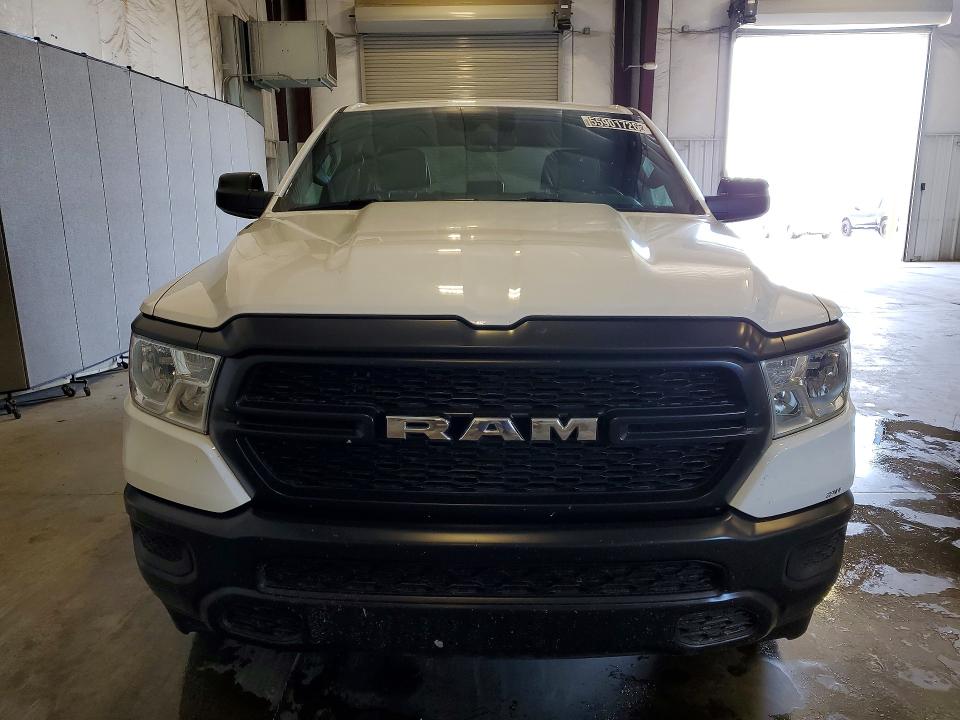 55901726 :رقم المزاد ، 1C6RRFCG6MN738653 vin ، 2021 Ram 1500 مزاد بيع