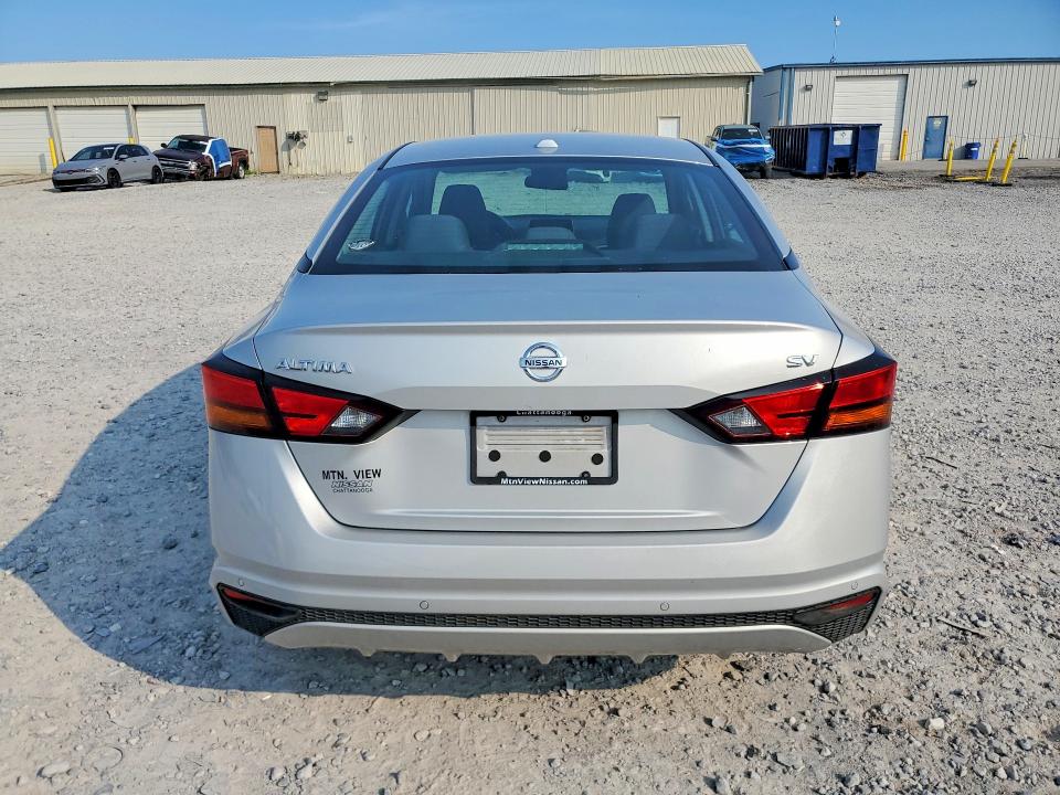 58875226 :رقم المزاد ، 1N4BL4DV8NN331048 vin ، 2022 Nissan Altima مزاد بيع