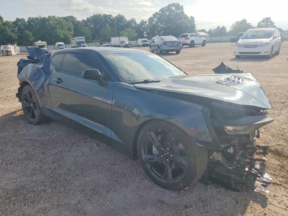 58152976 :رقم المزاد ، 1G1FF1R78N0102788 vin ، 2022 Chevrolet Camaro مزاد بيع