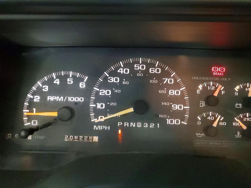 1998 Chevrolet Gmt-400 მანქანა იყიდება აუქციონზე, vin: 1GCEC14W7WZ275256, აუქციონის ნომერი: 59103046