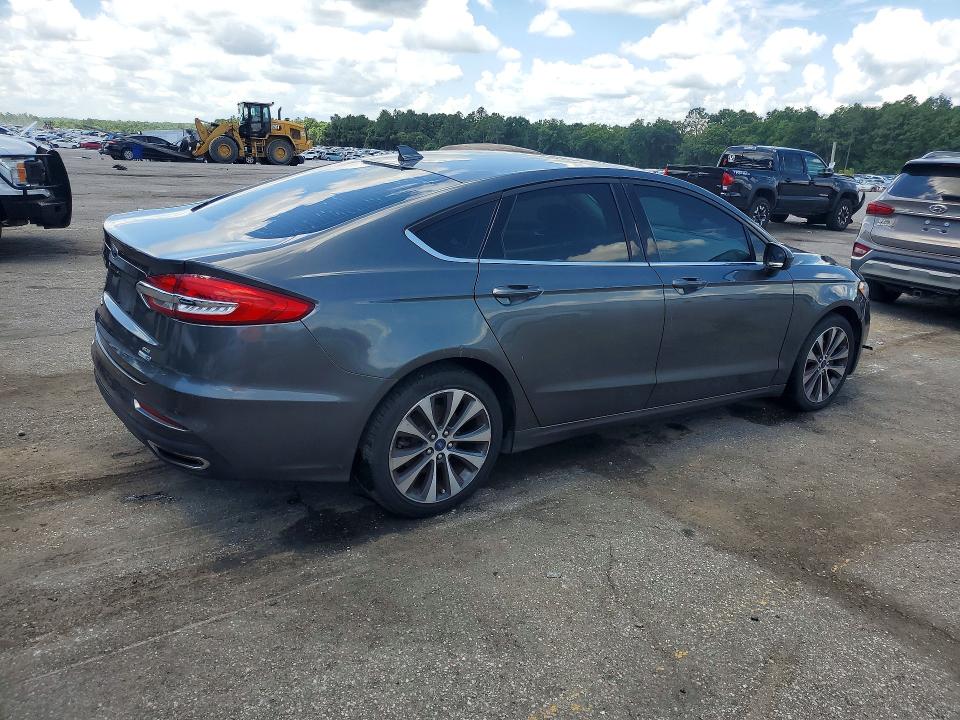 56974806 :رقم المزاد ، 3FA6P0T92LR150217 vin ، 2020 Ford Fusion مزاد بيع