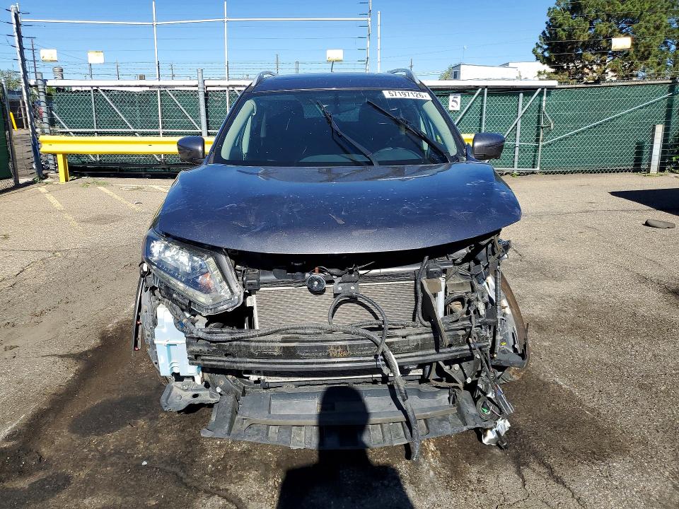 2016 Nissan Rogue მანქანა იყიდება აუქციონზე, vin: 5N1AT2MV7GC923724, აუქციონის ნომერი: 57197126