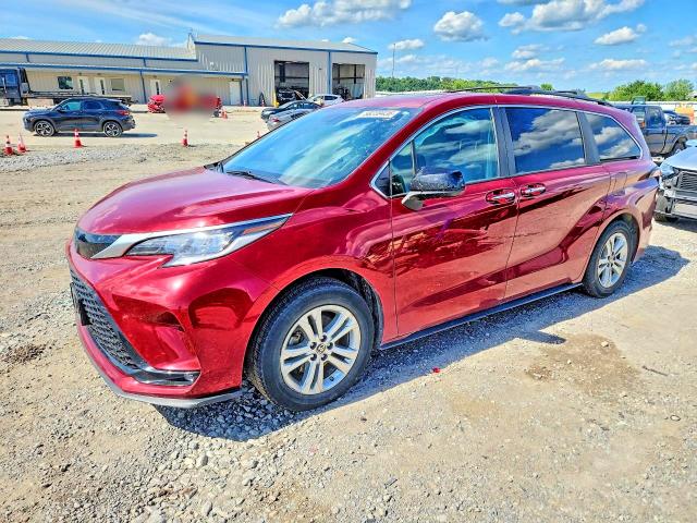 58239436 :رقم المزاد ، 5TDDSKFC2NS055059 vin ، 2022 Toyota Sienna مزاد بيع