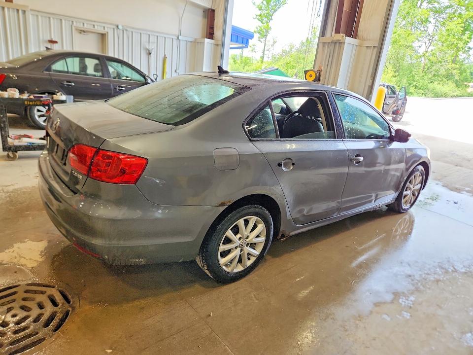 56053766 :رقم المزاد ، 3VWDP7AJ6CM310729 vin ، 2012 Volkswagen Jetta مزاد بيع