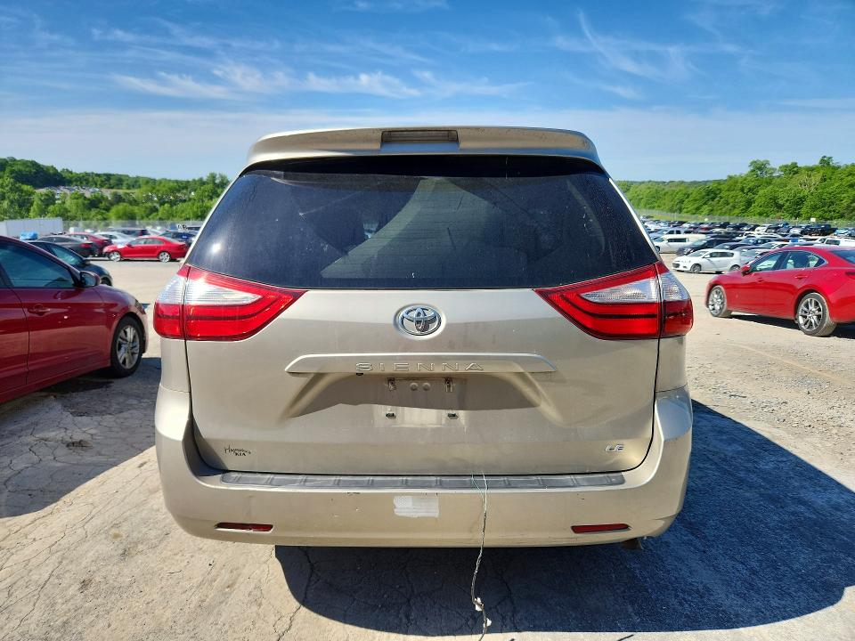 55166726 :رقم المزاد ، 5TDKK3DC3FS647555 vin ، 2015 Toyota Sienna مزاد بيع