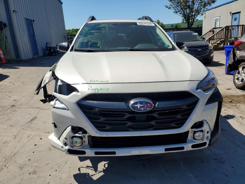 56045346 :رقم المزاد ، 4S4BTANC2P3127846 vin ، 2023 Subaru Outback مزاد بيع