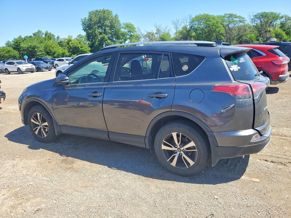 2018 Toyota Rav4 მანქანა იყიდება აუქციონზე, vin: JTMRFREV7JD235584, აუქციონის ნომერი: 57672926