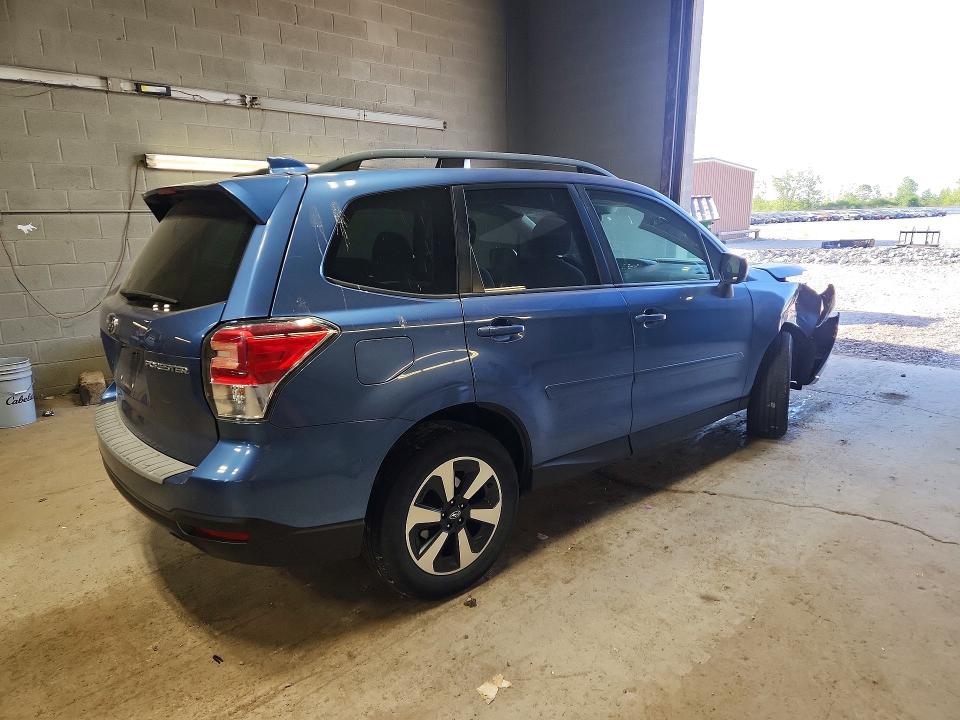 Продажа на аукционе авто 2018 Subaru Forester, vin: JF2SJAGC1JH575739, номер лота: 55855466