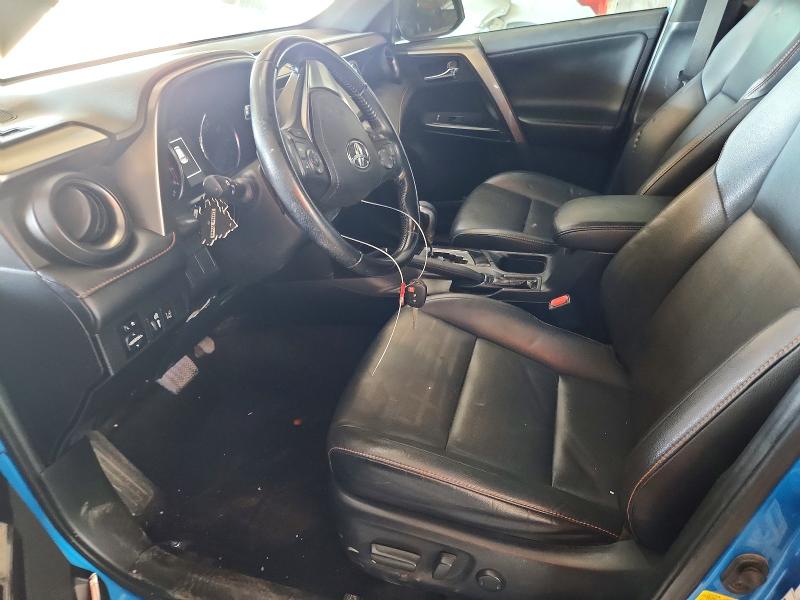 56155246 :رقم المزاد ، JTMNFREV1JD109932 vin ، 2018 Toyota Rav4 مزاد بيع