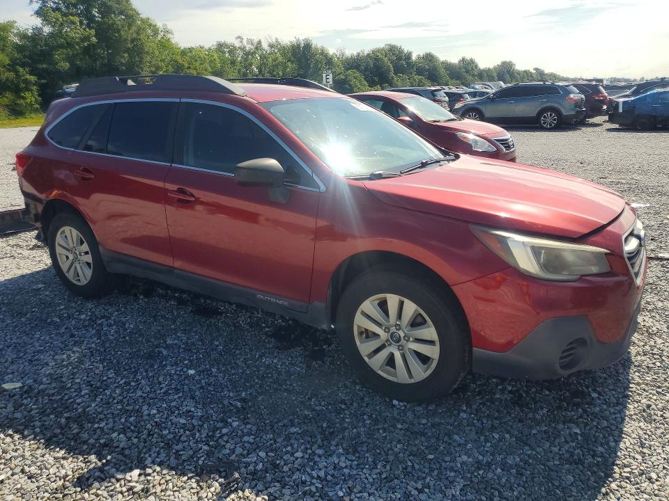 55772616 :رقم المزاد ، 4S4BSAAC2J3393674 vin ، 2018 Subaru Outback مزاد بيع