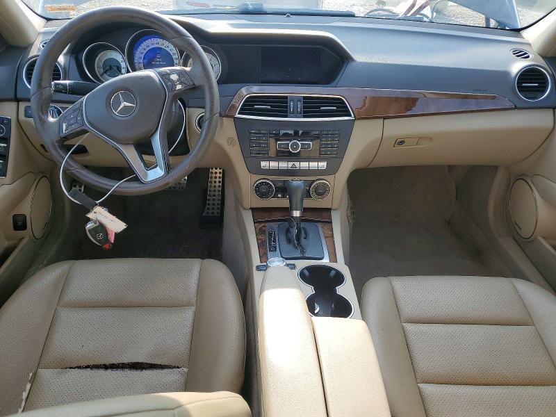 Продаж на аукціоні авто 2014 Mercedes-benz C, vin: WDDGF4HB2EA967517, номер лоту: 58812996