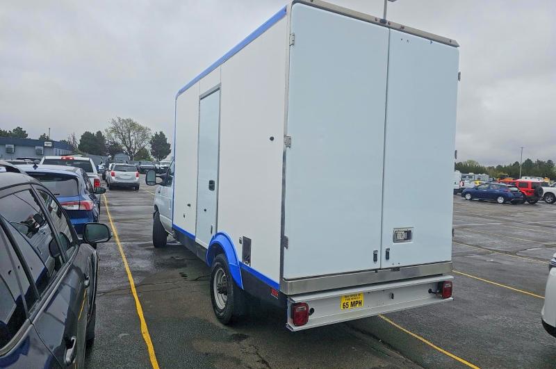 2024 Ford Econoline მანქანა იყიდება აუქციონზე, vin: 1FDWE3FN0RDD00655, აუქციონის ნომერი: 57082506