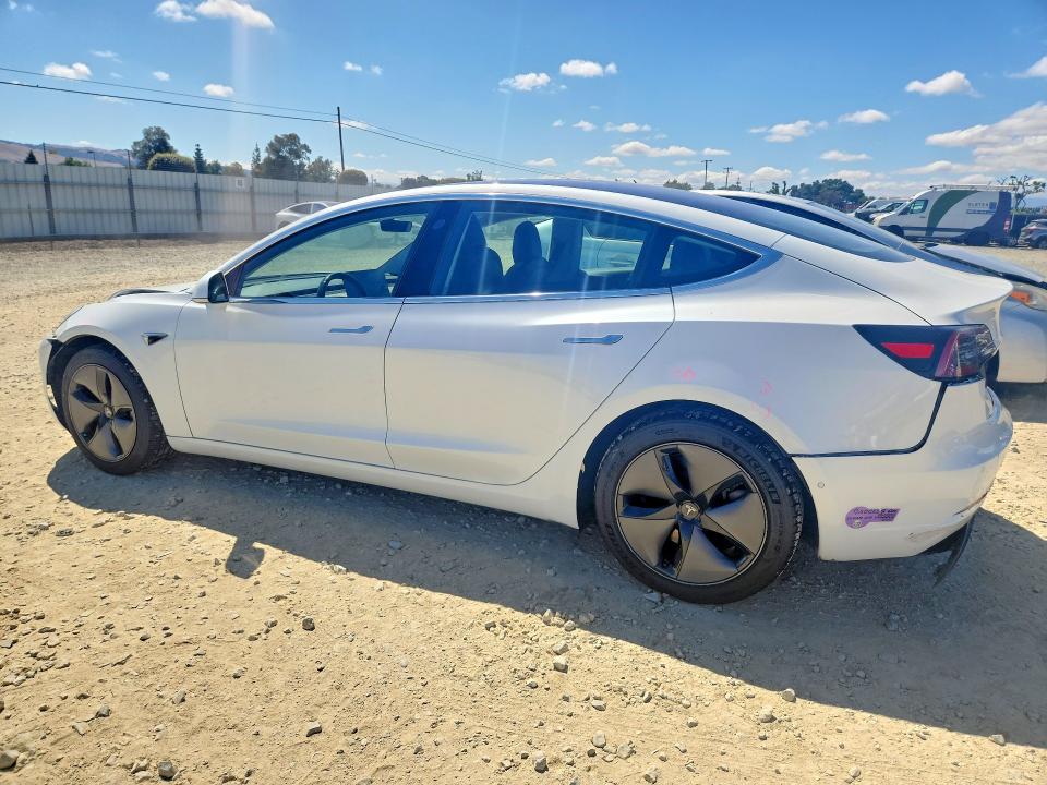 Продажа на аукционе авто 2018 Tesla Model 3, vin: 5YJ3E1EA3JF162097, номер лота: 56869186