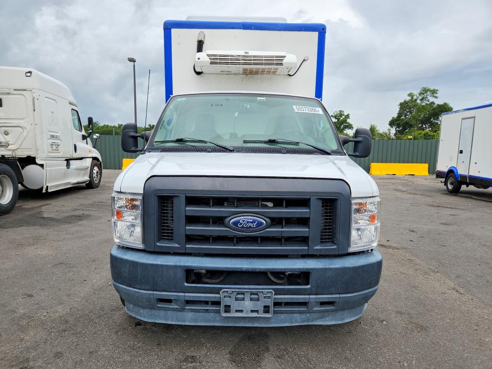 55573366 :رقم المزاد ، 1FDWE3FKXPDD09740 vin ، 2023 Ford E350 مزاد بيع