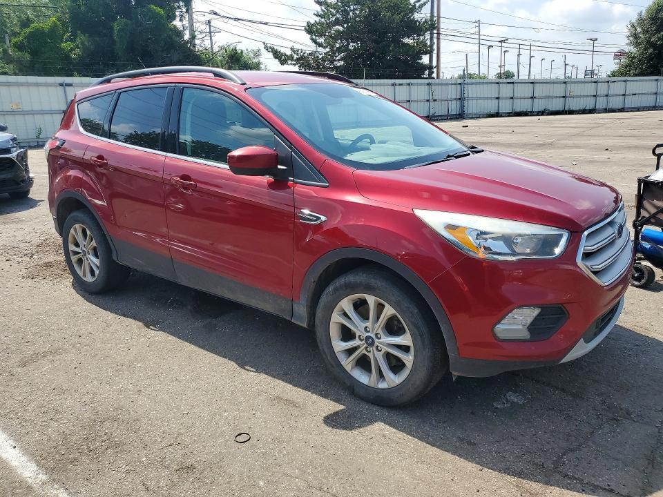 Продажа на аукционе авто 2018 Ford Escape, vin: 1FMCU9GD3JUC33598, номер лота: 85771885
