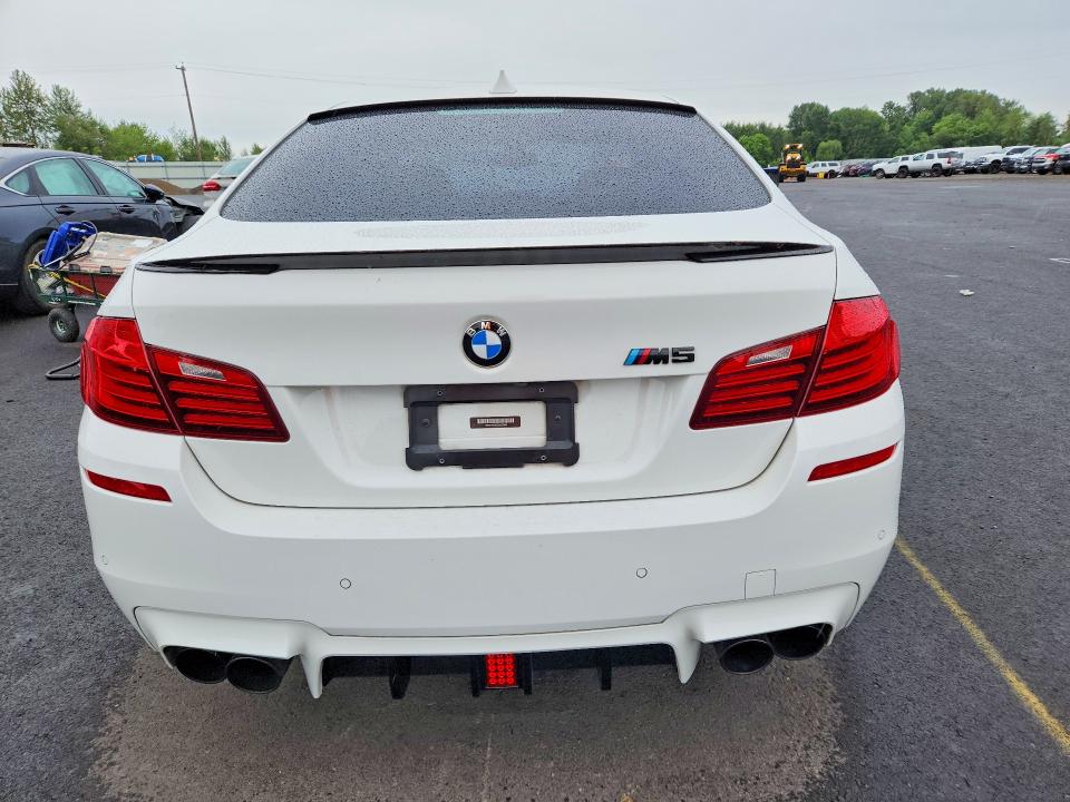 2014 Bmw M5 მანქანა იყიდება აუქციონზე, vin: WBSFV9C53ED593286, აუქციონის ნომერი: 56498956