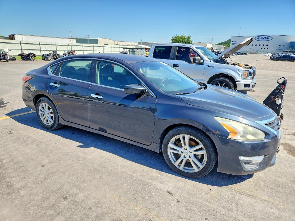 Продажа на аукционе авто 2014 Nissan Altima, vin: 1N4AL3AP5EN215169, номер лота: 55592926