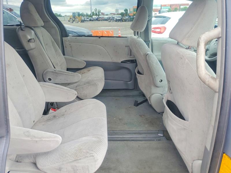 Aukcja sprzedaży 2011 Toyota Sienna, vin: 5TDKK3DC0BS158833, numer aukcji: 58651726