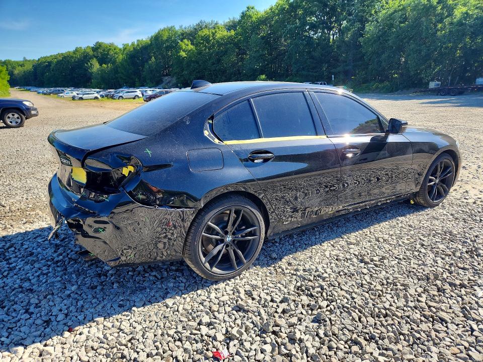 56331576 :رقم المزاد ، 3MW5R7J06N8C34513 vin ، 2022 Bmw 330xi مزاد بيع