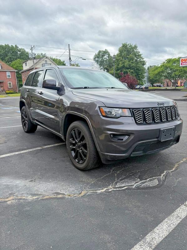 Продаж на аукціоні авто 2018 Jeep Grand Cherokee, vin: 1C4RJFAG4JC147876, номер лоту: 55853376