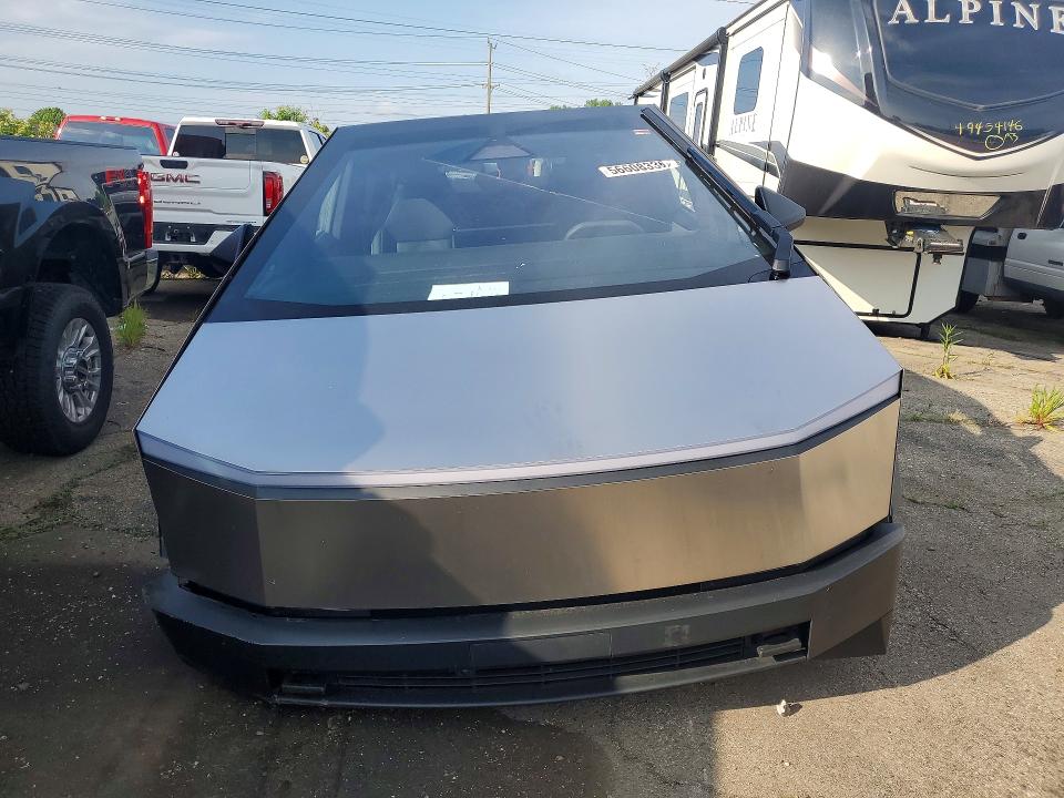 2024 Tesla Cybertruck მანქანა იყიდება აუქციონზე, vin: 7G2CEHED5RA024179, აუქციონის ნომერი: 56608336