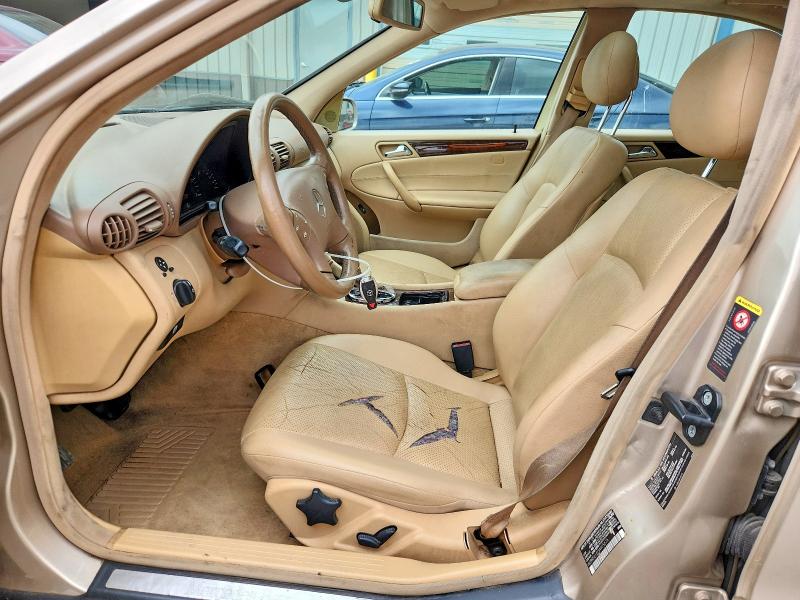 56456326 :رقم المزاد ، WDBRF61J23A405676 vin ، 2003 Mercedes-benz C مزاد بيع