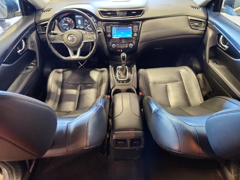 56144246 :رقم المزاد ، JN8AT2MV0HW015964 vin ، 2017 Nissan Rogue مزاد بيع