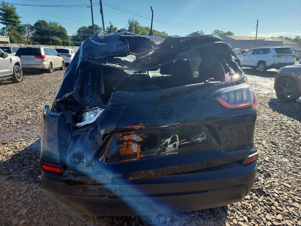 57962736 :رقم المزاد ، 1C4PJMLB7KD321366 vin ، 2019 Jeep Cherokee مزاد بيع