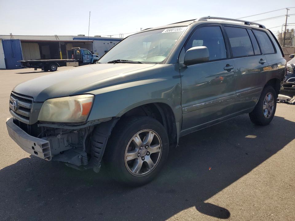 55801586 :رقم المزاد ، JTEDP21A240025046 vin ، 2004 Toyota Highlander مزاد بيع