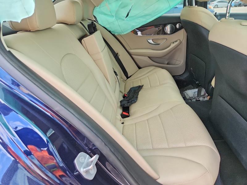57334686 :رقم المزاد ، W1KWF8DB3LR601475 vin ، 2020 Mercedes-benz C مزاد بيع