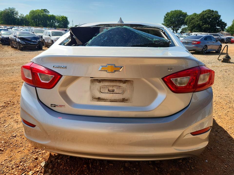 Aukcja sprzedaży 2017 Chevrolet Cruze, vin: 1G1BE5SM2H7109000, numer aukcji: 55985416