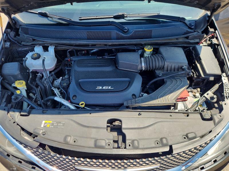 Продажа на аукционе авто 2018 Chrysler Pacifica, vin: 2C4RC1FG9JR157204, номер лота: 55897266