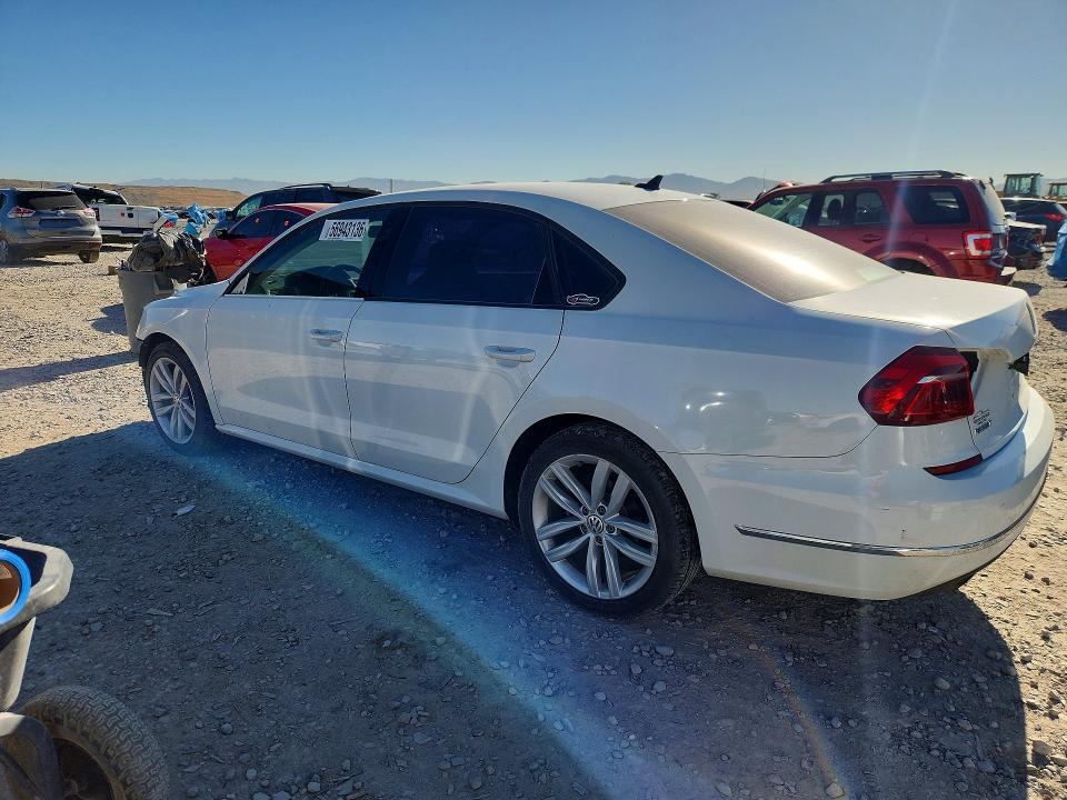 2019 Volkswagen Passat მანქანა იყიდება აუქციონზე, vin: 1VWLA7A33KC001900, აუქციონის ნომერი: 56943136