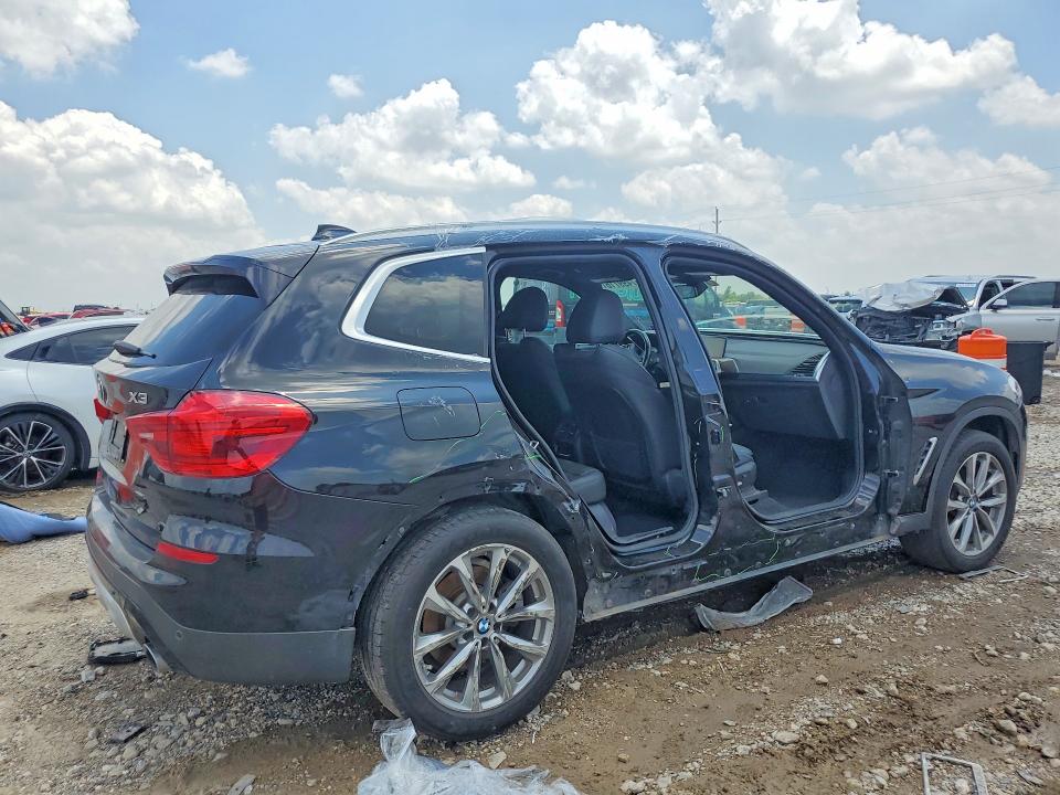 57499716 :رقم المزاد ، 5UXTR9C50JLD60451 vin ، 2018 Bmw X3 مزاد بيع