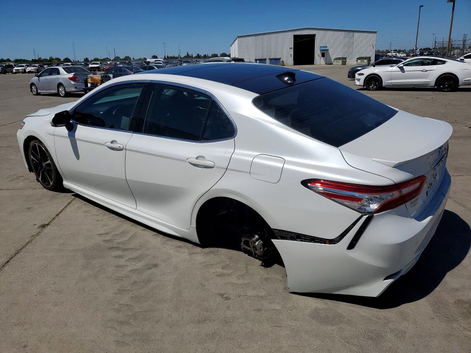 57075716 :رقم المزاد ، 4T1K61AK9LU950377 vin ، 2020 Toyota Camry مزاد بيع