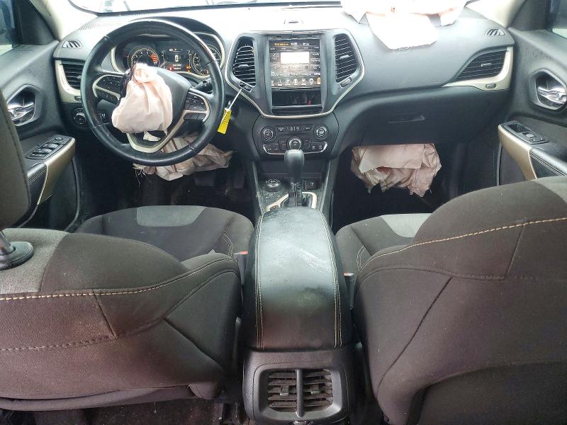 57725676 :رقم المزاد ، 1C4PJMCX9JD588678 vin ، 2018 Jeep Cherokee مزاد بيع